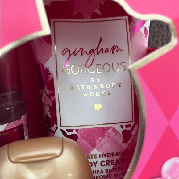 Bath & Body Works Pink and Gold Candy-Coated Trio Set NEW - Picture 3 of 7